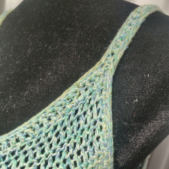 Hand Made Hanky Tank - Picture 3 of 5